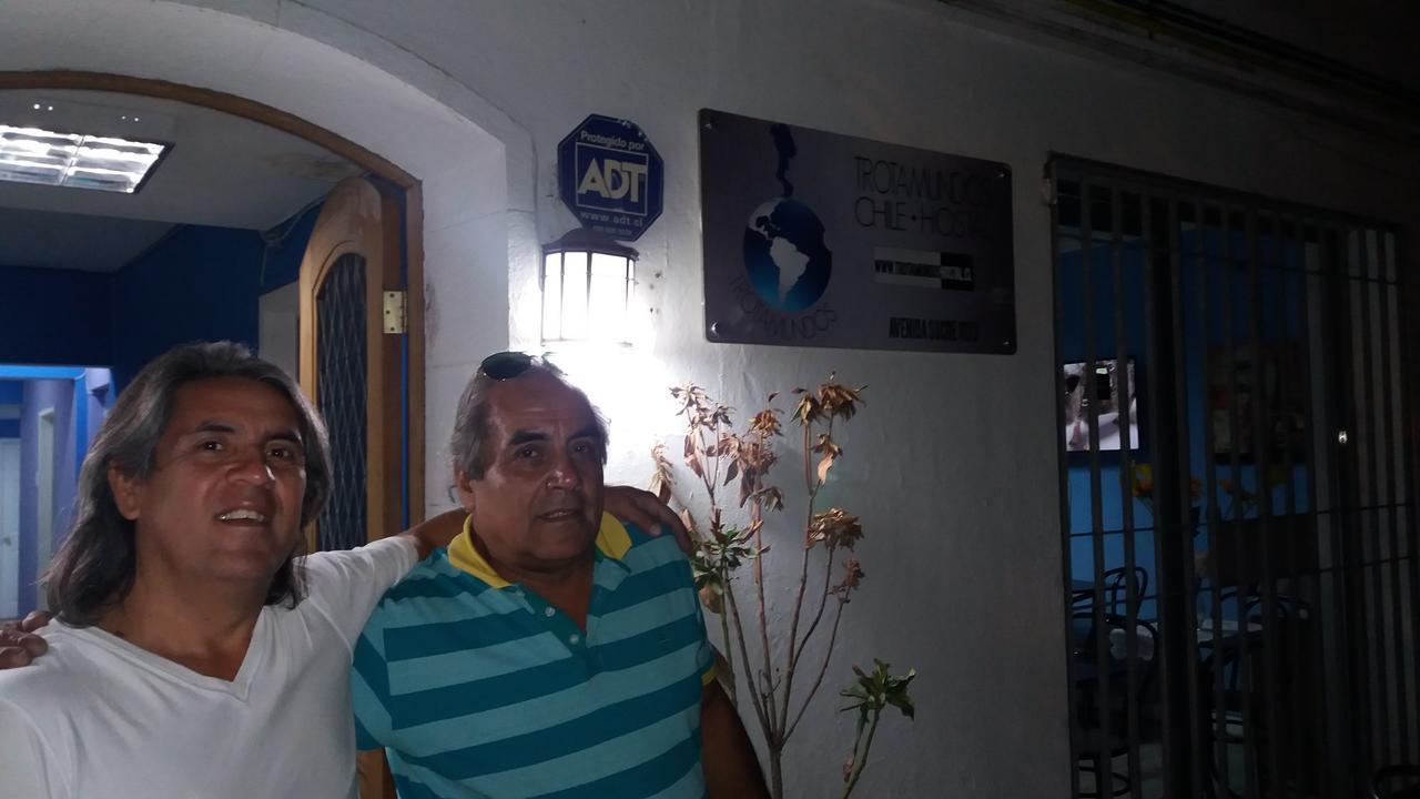 Trotamundos Hostal Santiago del Cile Esterno foto