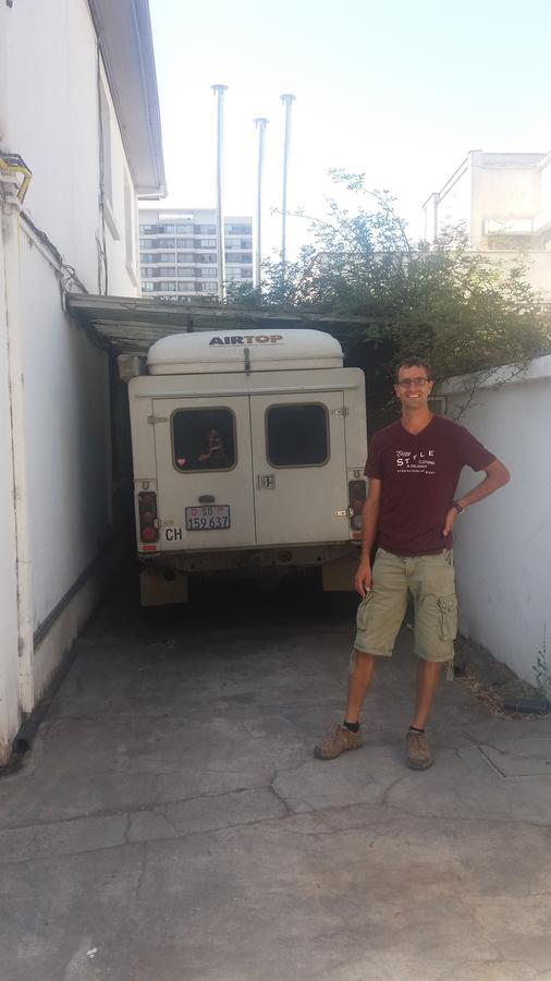 Trotamundos Hostal Santiago del Cile Esterno foto