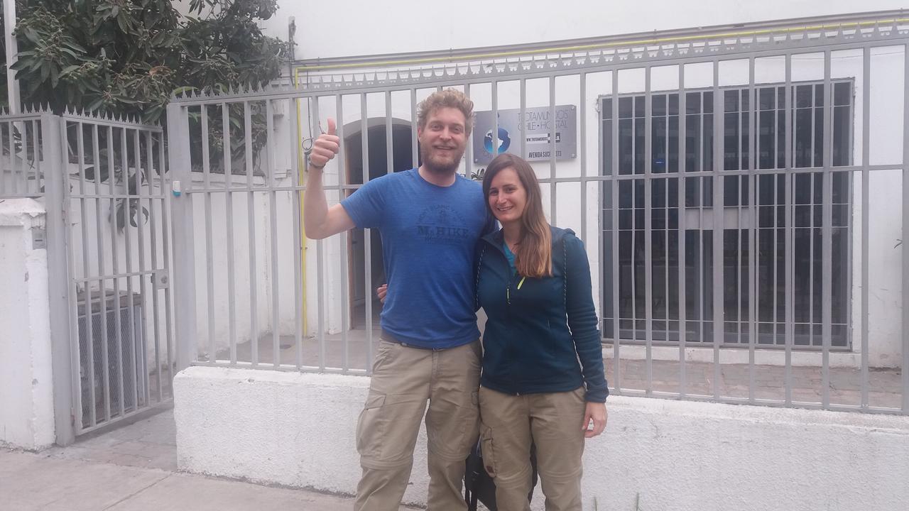 Trotamundos Hostal Santiago del Cile Esterno foto