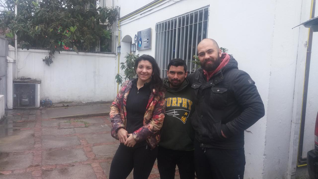 Trotamundos Hostal Santiago del Cile Esterno foto