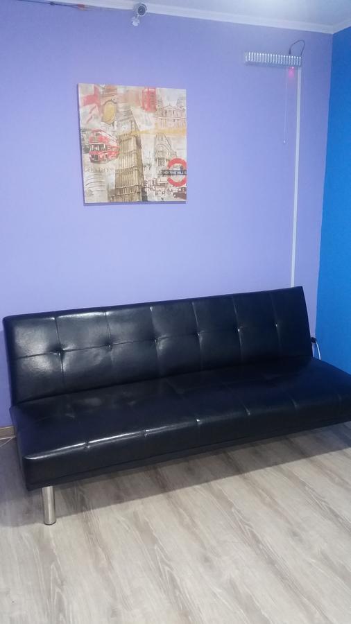 Trotamundos Hostal Santiago del Cile Esterno foto